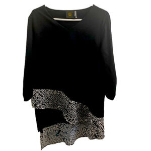 Vecelli Italy size Large/XLarge gently used tunic